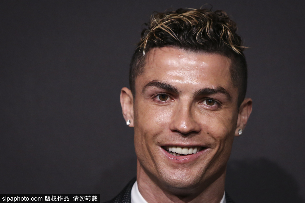 《天国拯救2》成功不依赖＂数千万玩家＂！全靠真爱粉！