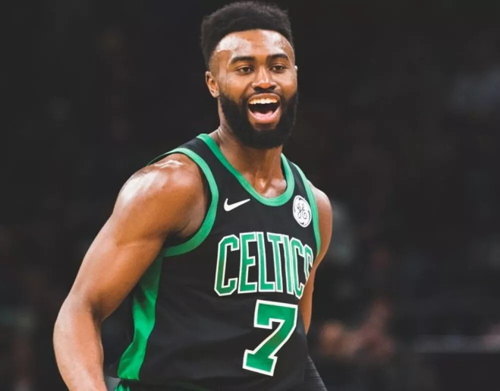 详解棒球规则中的球员交易截止日细节