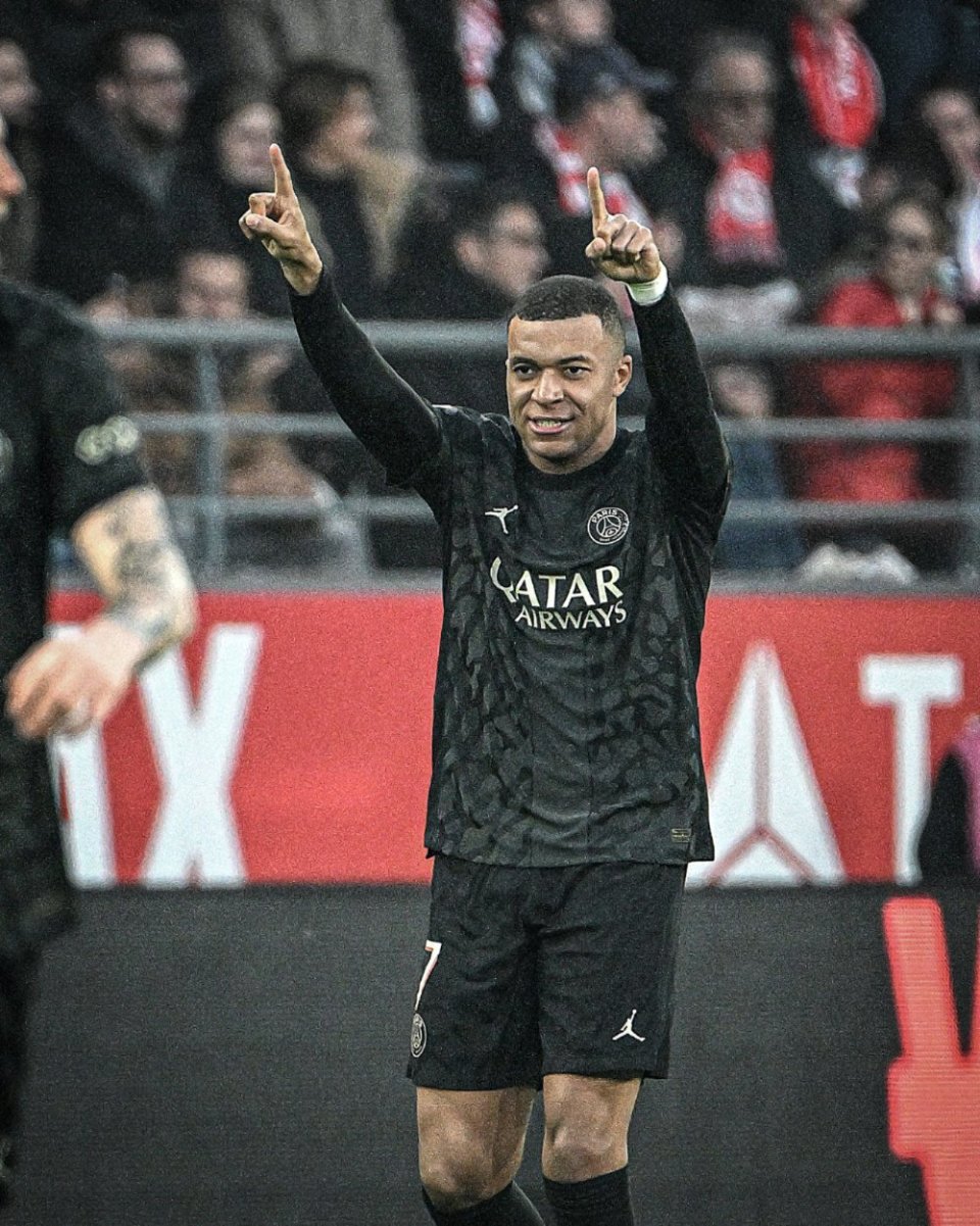 卡比对阵凯拉特数据：多次挥霍良机，上演史诗级空门不进