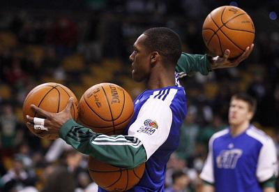 差1轰达阵单季20轰 万波中正喊话：9月再打10发，目标30轰｜日职