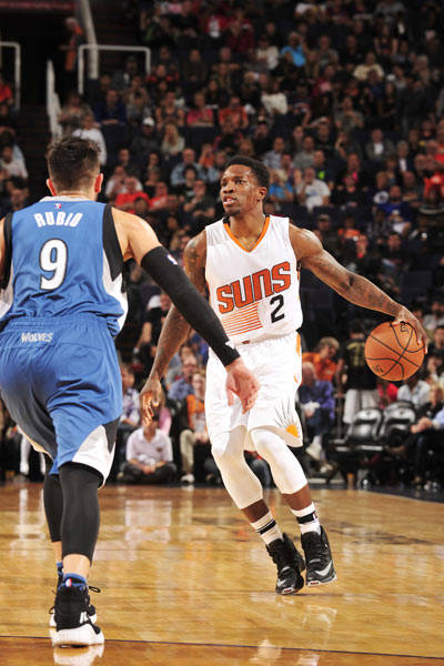 阿德巴约29+9布克24+9+9 热火胜太阳结束3连败