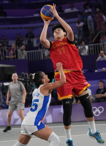 曝曼联向免费锋霸开出合同！其梦想加盟巴萨，阿