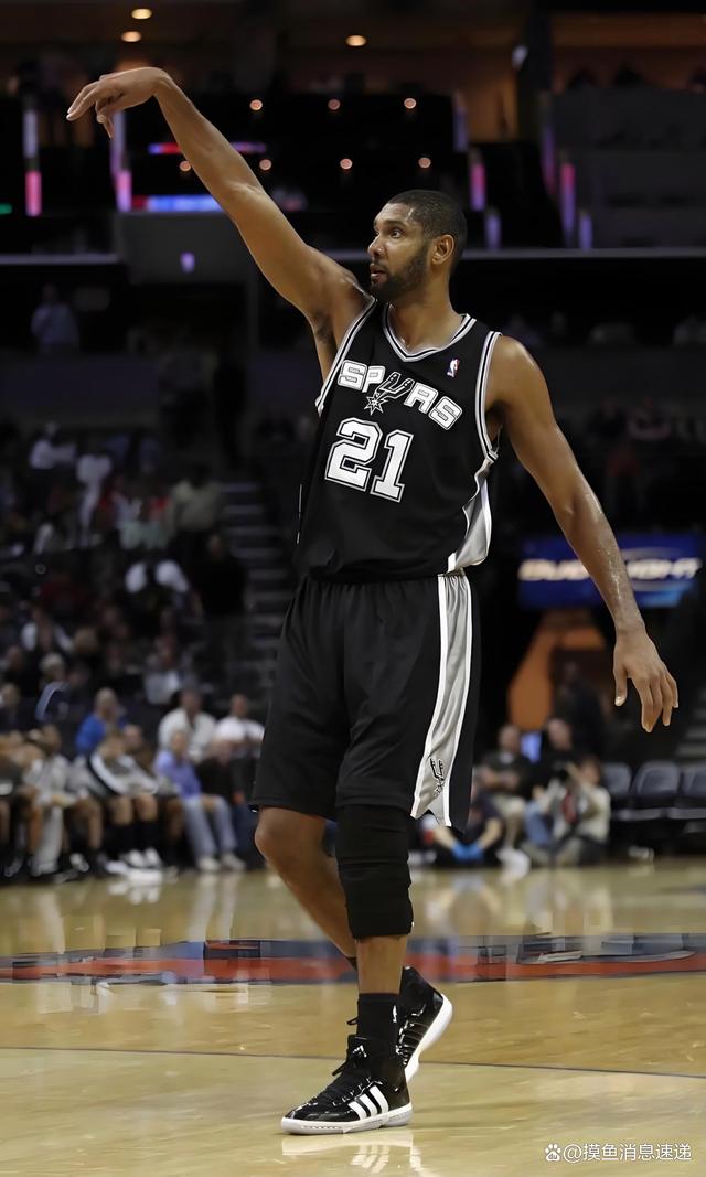 手真硬啊！孙铭徽加长三分&压哨远投两连击